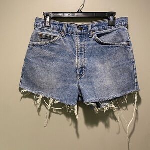 Vintage Orange Tab Levi’s Cutoff Denim Shorts Size 33